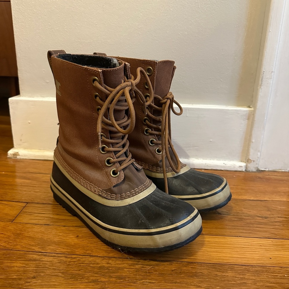 Sorel Black and Brown Duck Boots